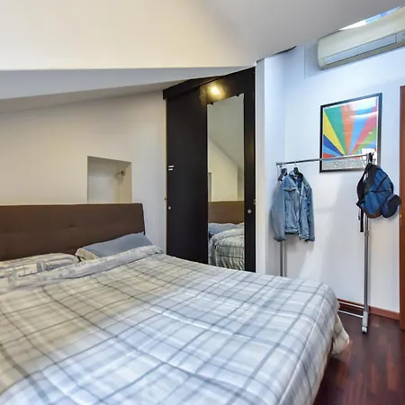 Modern Piazza Statuto Porta Susa Fs トリノ