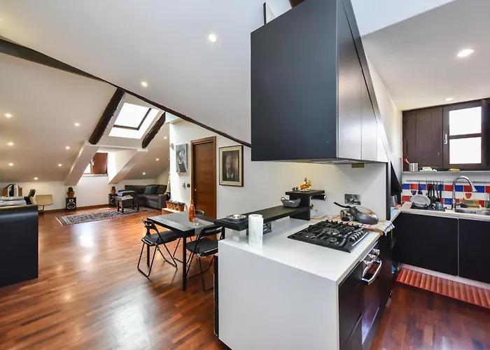 Modern Piazza Statuto Porta Susa Fs * Turin